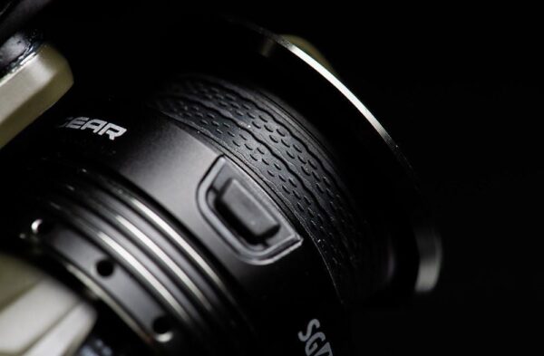 savage-gear-sg4c-2500-fd-10-1bb-olta-makinesi-57951.jpg Savage Gear SG4C 2500 FD 10+1BB Olta Makinesi
