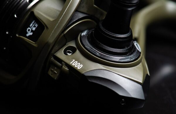 savage-gear-sg4c-3000-fd-10-1bb-olta-makinesi-44957.jpg Savage Gear SG4C 3000 FD 10+1BB Olta Makinesi